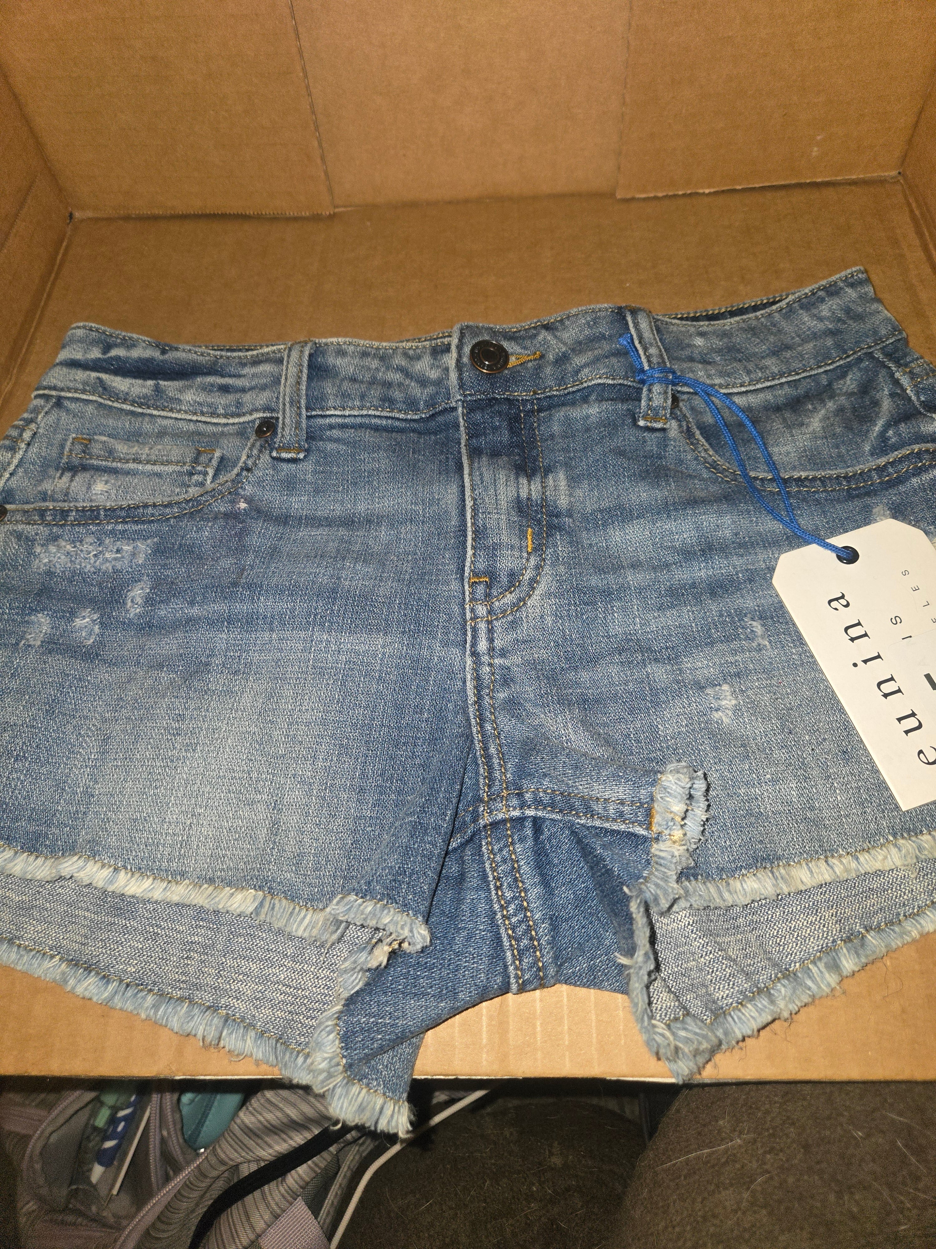 Eunina jean shorts